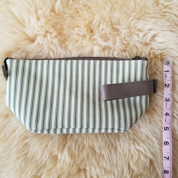 Kathy Ireland Striped Cosmetic Bag - Picture 6 of 9